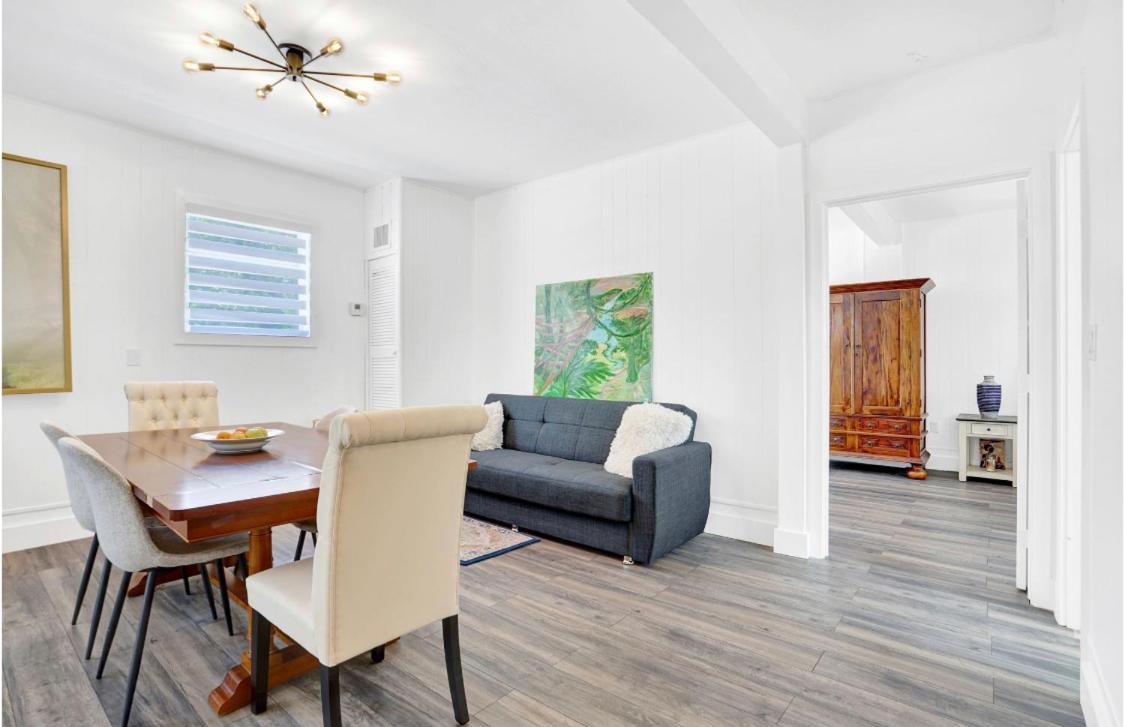 Casa Wellness Apartment Tamiami Екстериор снимка