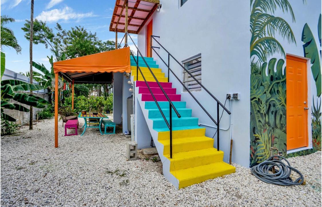 Casa Wellness Apartment Tamiami Екстериор снимка