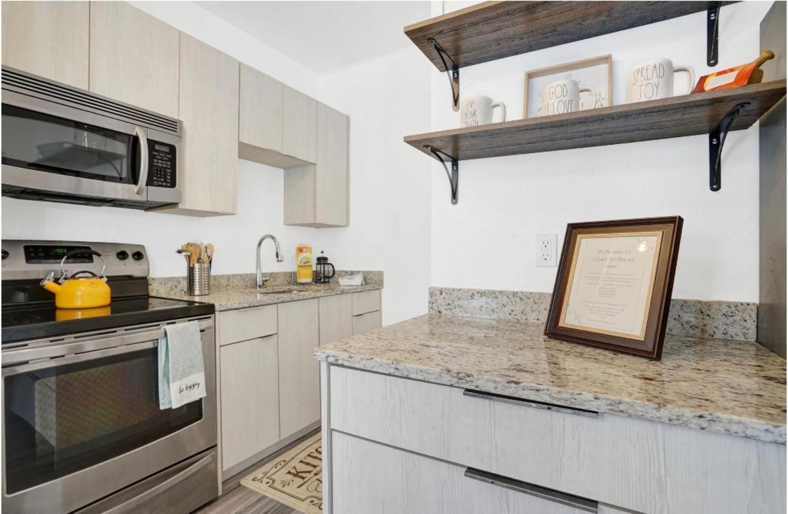 Casa Wellness Apartment Tamiami Екстериор снимка