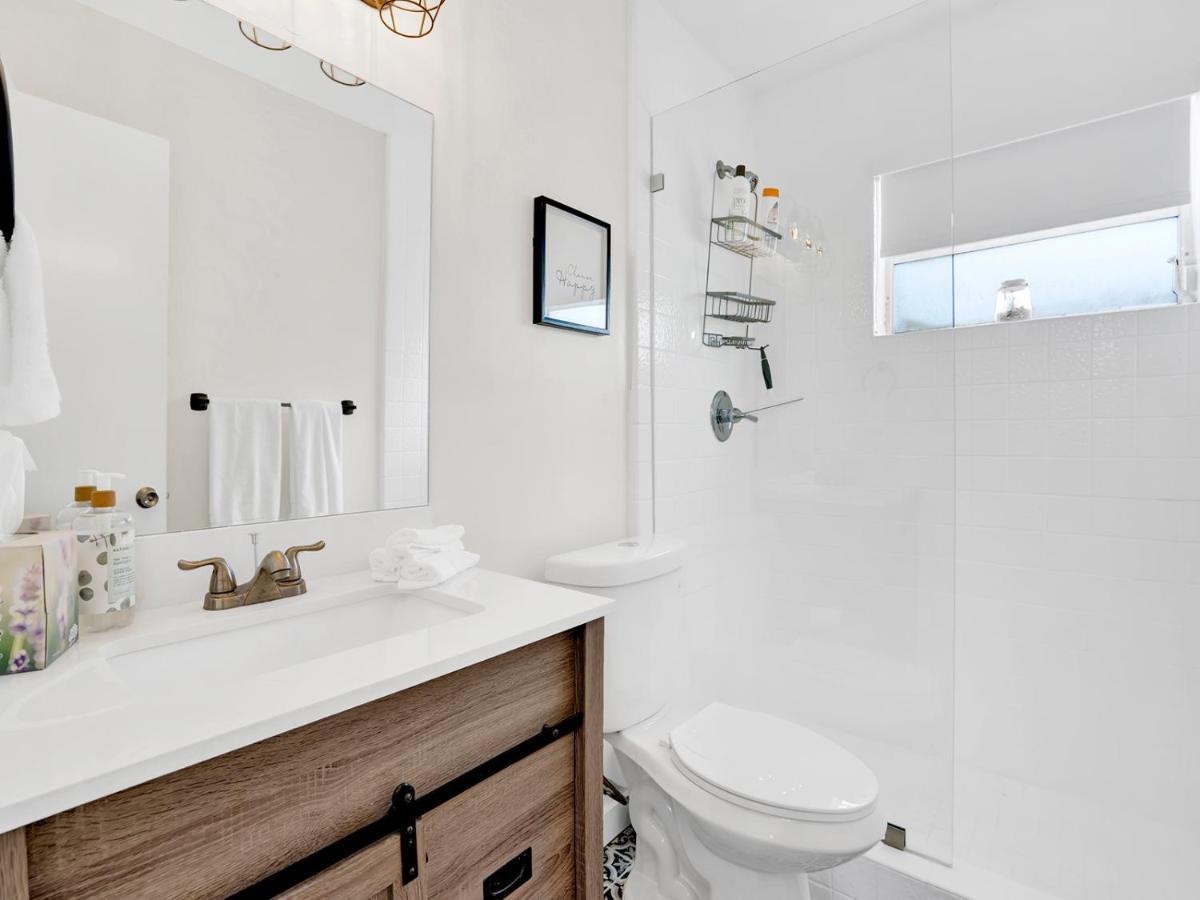 Casa Wellness Apartment Tamiami Екстериор снимка